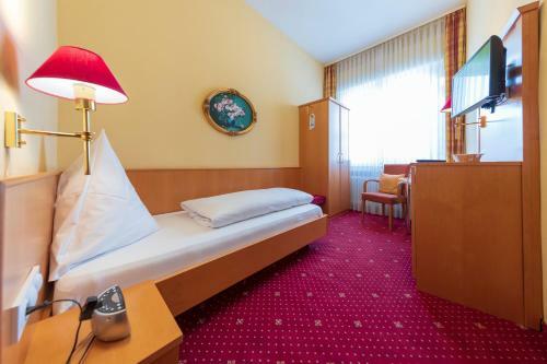 Hotel H�hn
