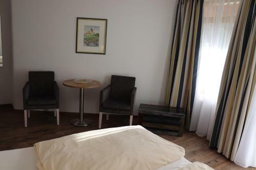 Hostal Strandhaus Hagnau
