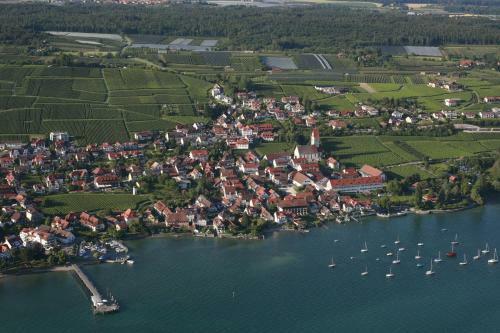 Hostal Strandhaus Hagnau
