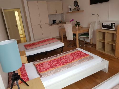 Apartments Jahnstra�e