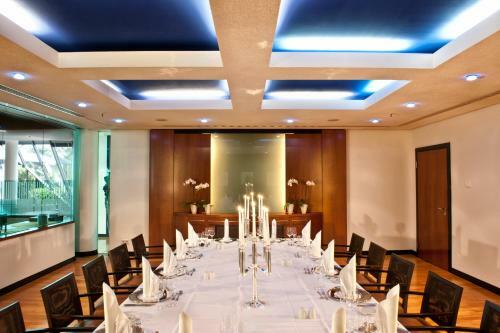 Radisson Blu Park Hotel Conference Center