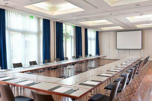 Radisson Blu Park Hotel Conference Center