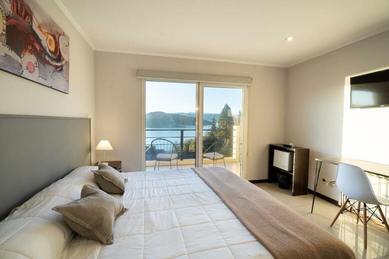 Nbh Lacus Boutique Hotel