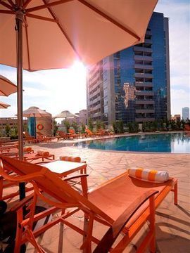 Layia Oak Hotel & Suites