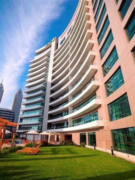 Layia Oak Hotel & Suites