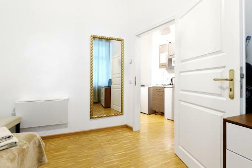 Grand Central Mitte Apartment