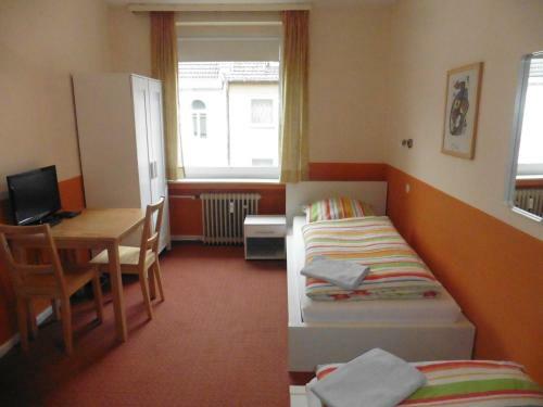 Hostal G�stehaus Grupello