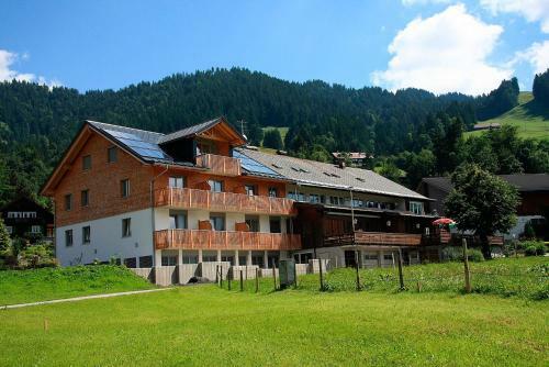 Hostal Gasthof Hirschen