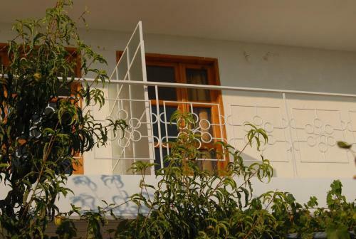 Stone Build Rooms Qeparo