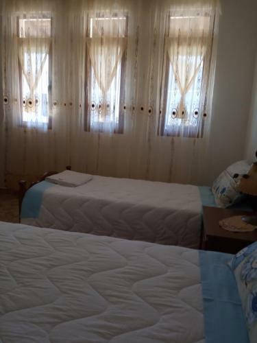 Hostal Guest House Baba Lluka