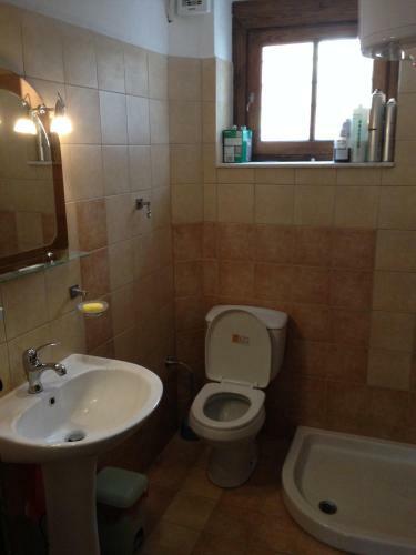 Hostal Pjetri House