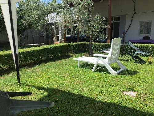 Hostal Villa Dede Nikolla