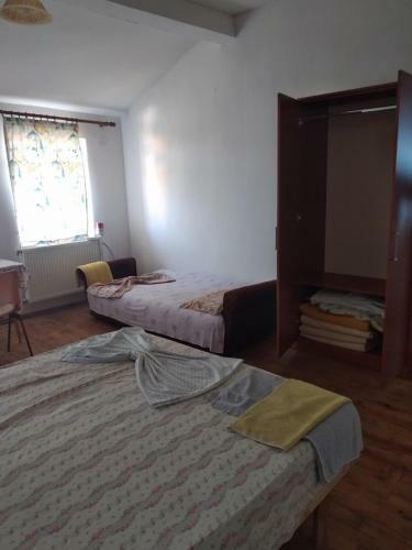 Hostal Villa Dede Nikolla