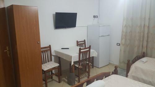 Hostal Vila Cikaj