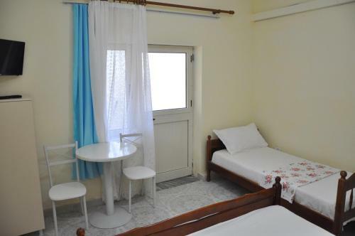 Hostal Guest House Cikaj