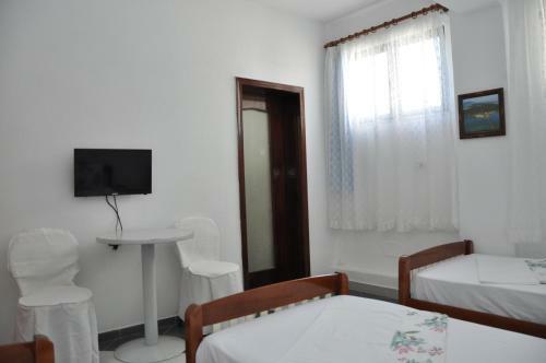 Hostal Guest House Cikaj