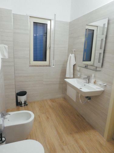 Hotel 3 Vellezerit