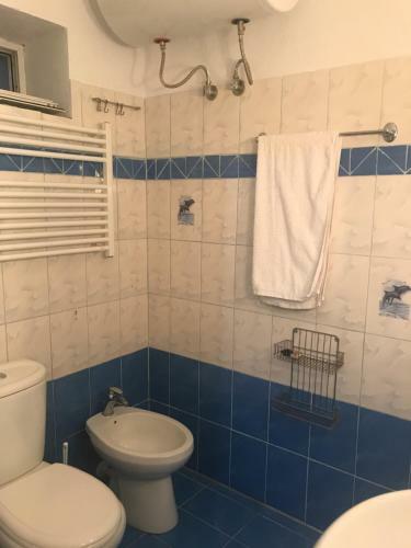 Apartamento Hoxha's House