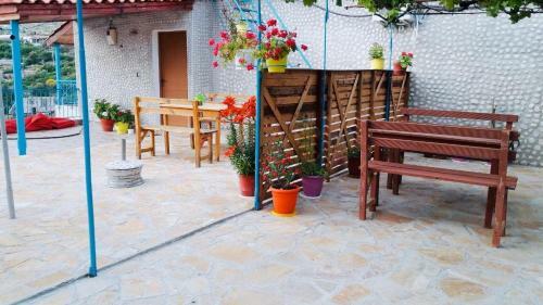 Hostal Karos Home