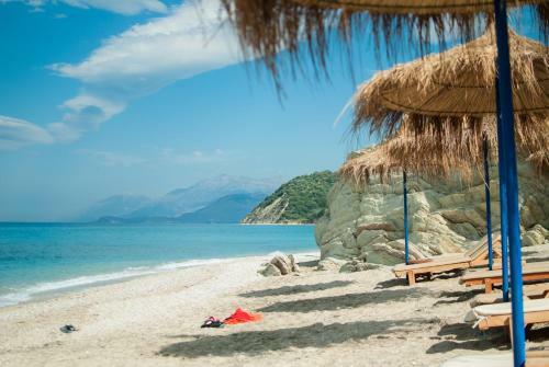 Hotel Let Rooms Lukova