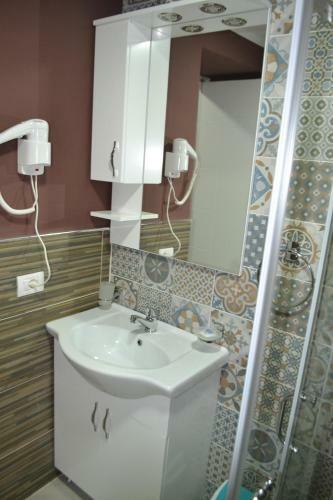 Hostal Funky Guest House & Bar