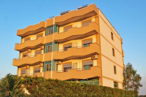 Gurguri Hotel