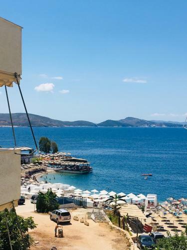 Blue Spacious Sea View Apartment