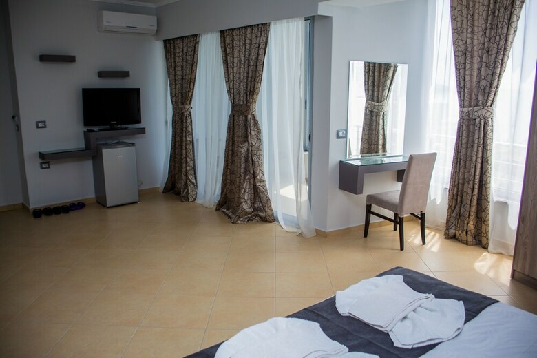 Hotel Kapllani