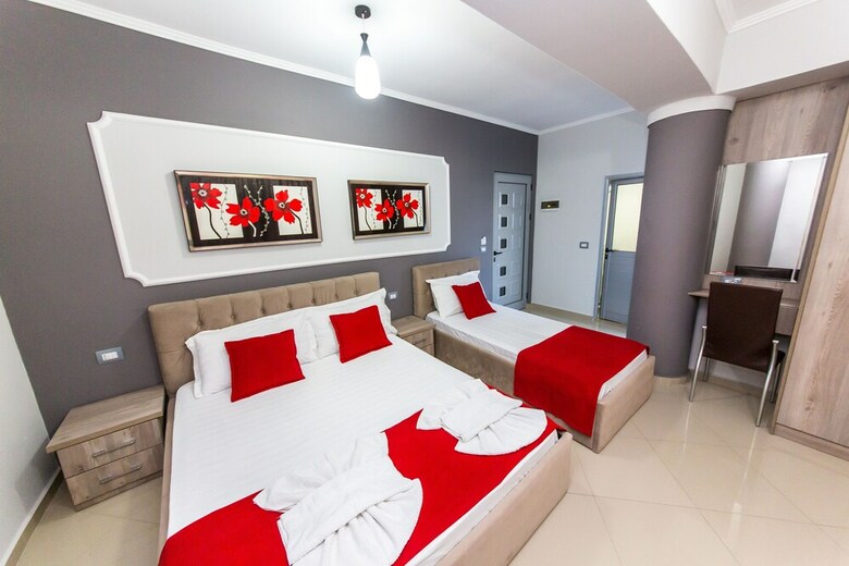 Hotel Kapllani