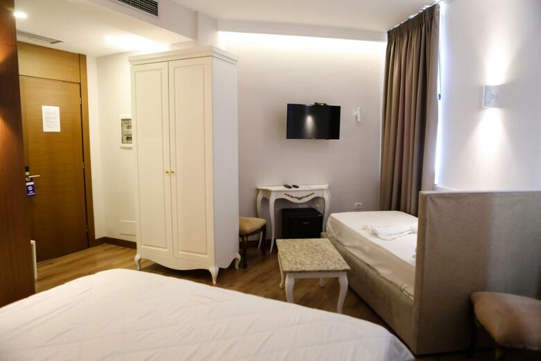 Hotel Golden Ring Resort