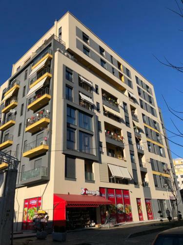 Neli Apartments