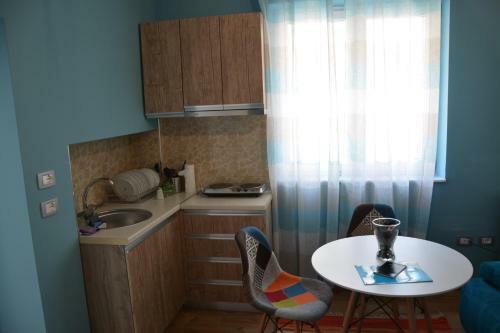 Apartamentos Omar Real Estate