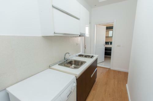 Apartamentos Omar Real Estate