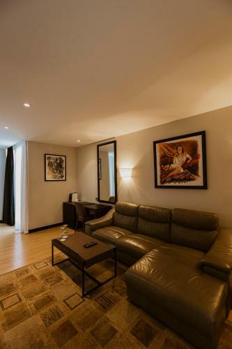Privilege Hotel & Spa