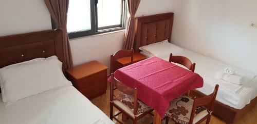 Apartments Villa Dovinefa