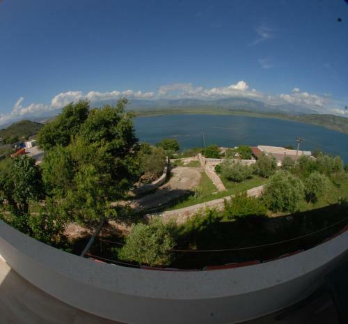Hostal Merka Guesthouse