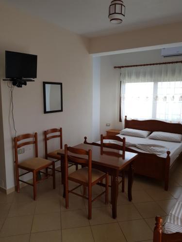 Hostal Eglent's Tourist House
