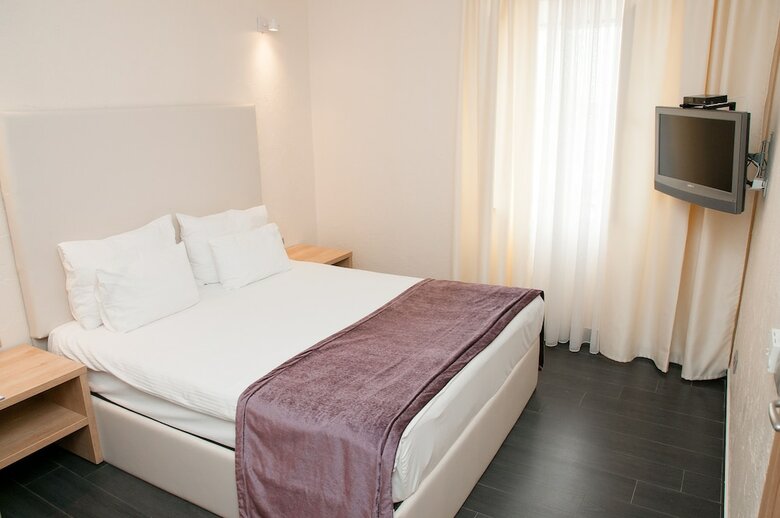 Astoria Hotel Budva - Montenegro