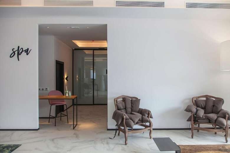 Apartamentos Confort Plaza