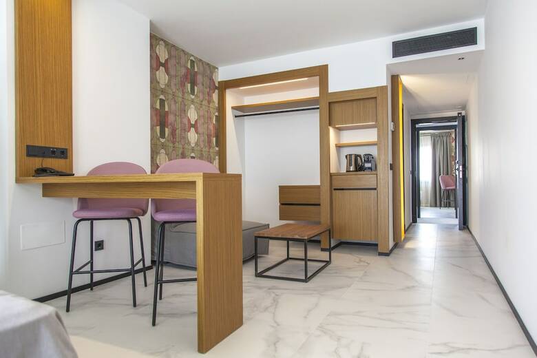 Apartamentos Confort Plaza