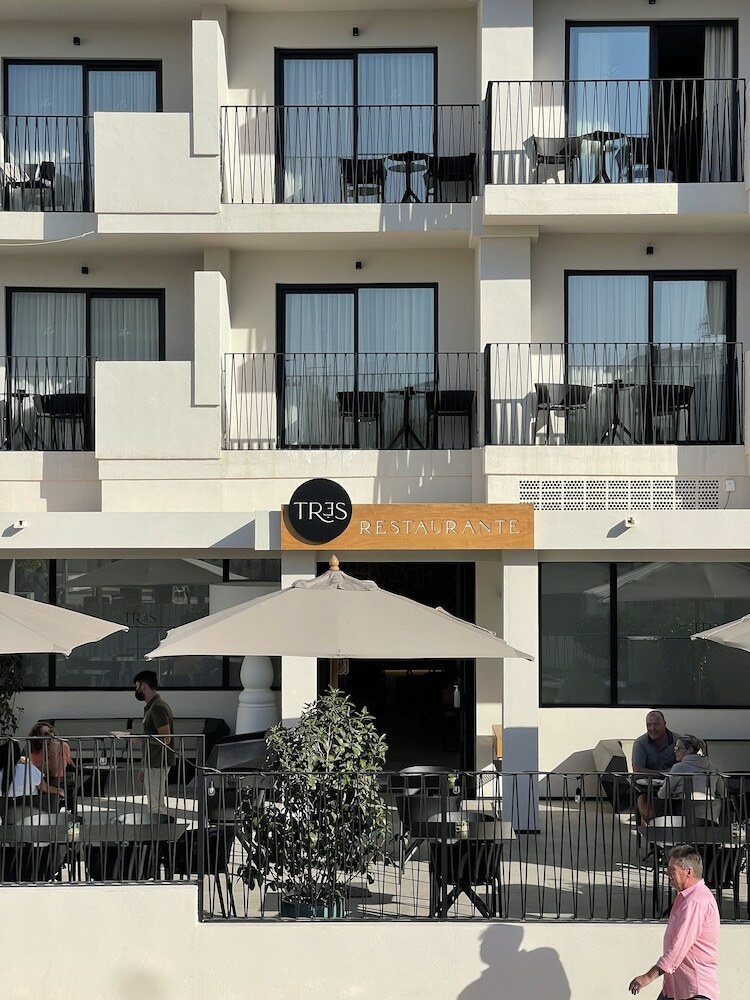 Apartamentos Confort Plaza