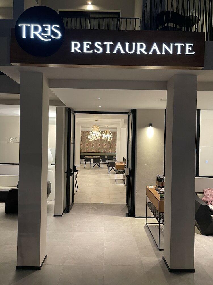 Apartamentos Confort Plaza
