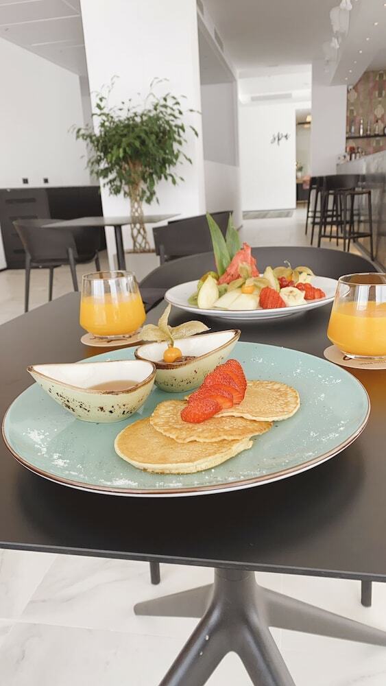 Apartamentos Confort Plaza