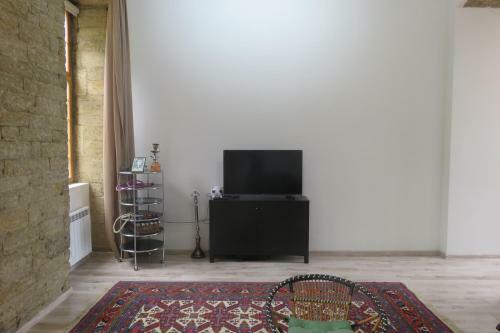 Old City Studio Apartment