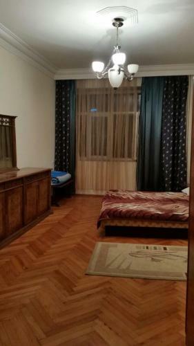 Apartment Near Boulevard