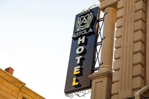 Travel Hotel