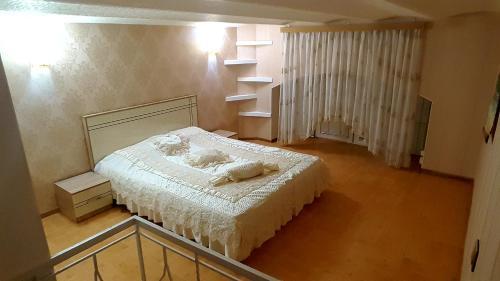 Promenade Apartment