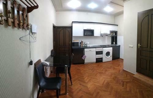 Apartments Formula 1 On Niyazi