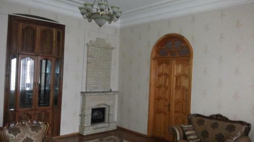 Apartment On Azadl?q Avenue