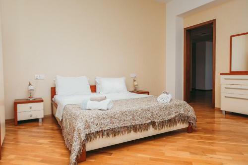 Furnished Apartment With City View